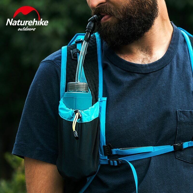 binh-nuoc-deo-tpu-kem-voi-hut-naturehike-002