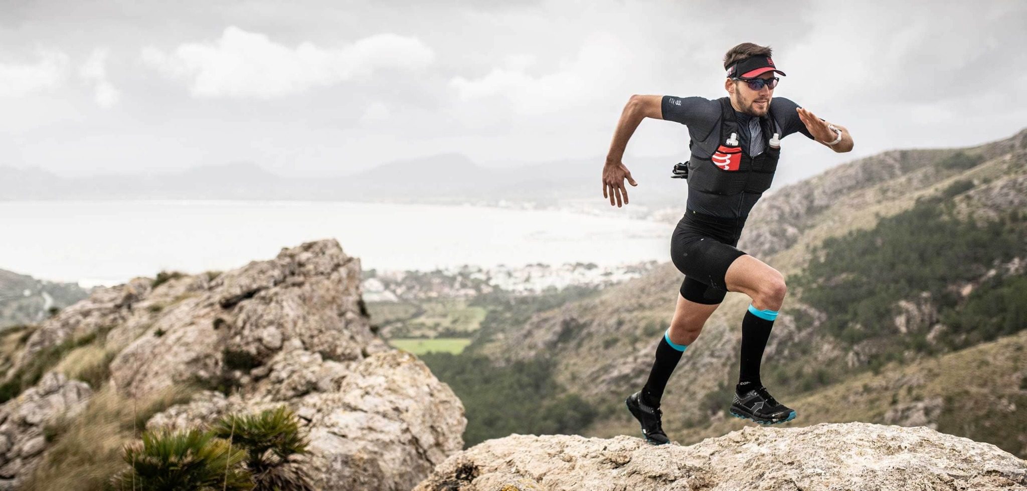 bo bap chan compressport r2 oxygen 2020 001 Bó Bắp Chân cao cấp COMPRESSPORT R2 Oxygen Calf Sleeves - YCB.vn