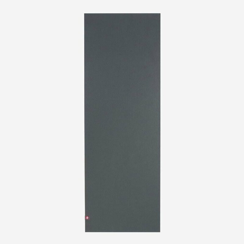 tham_manduka_eko_superlite_travel_yoga_mat_charcoal_012