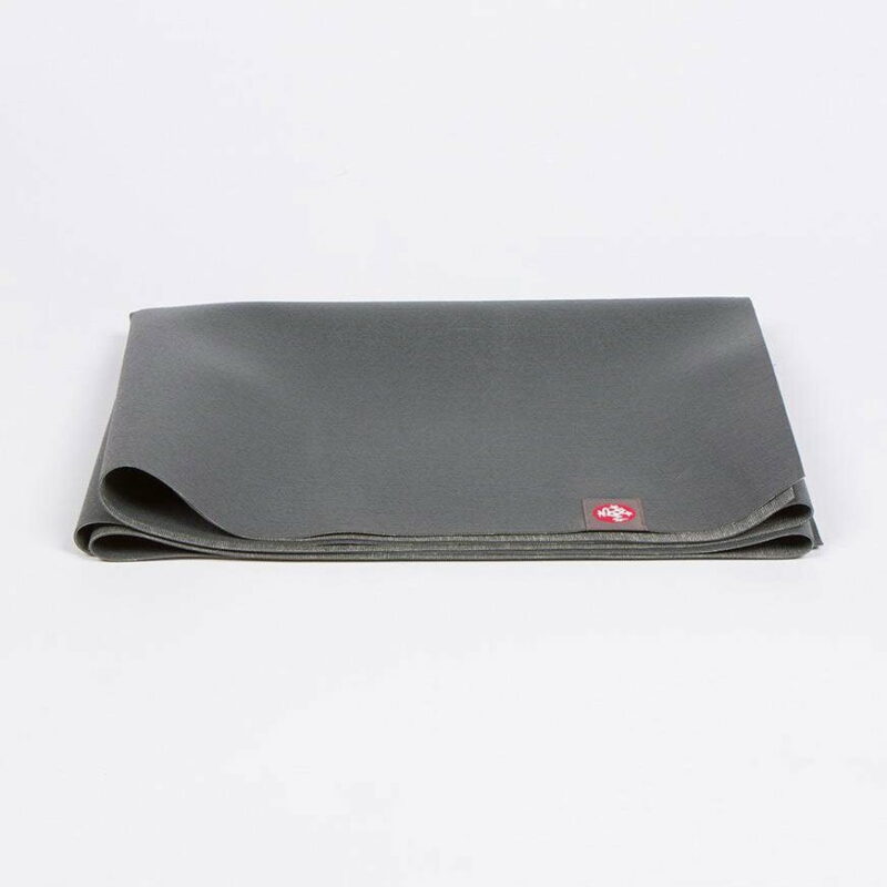 tham_manduka_eko_superlite_travel_yoga_mat_charcoal_013