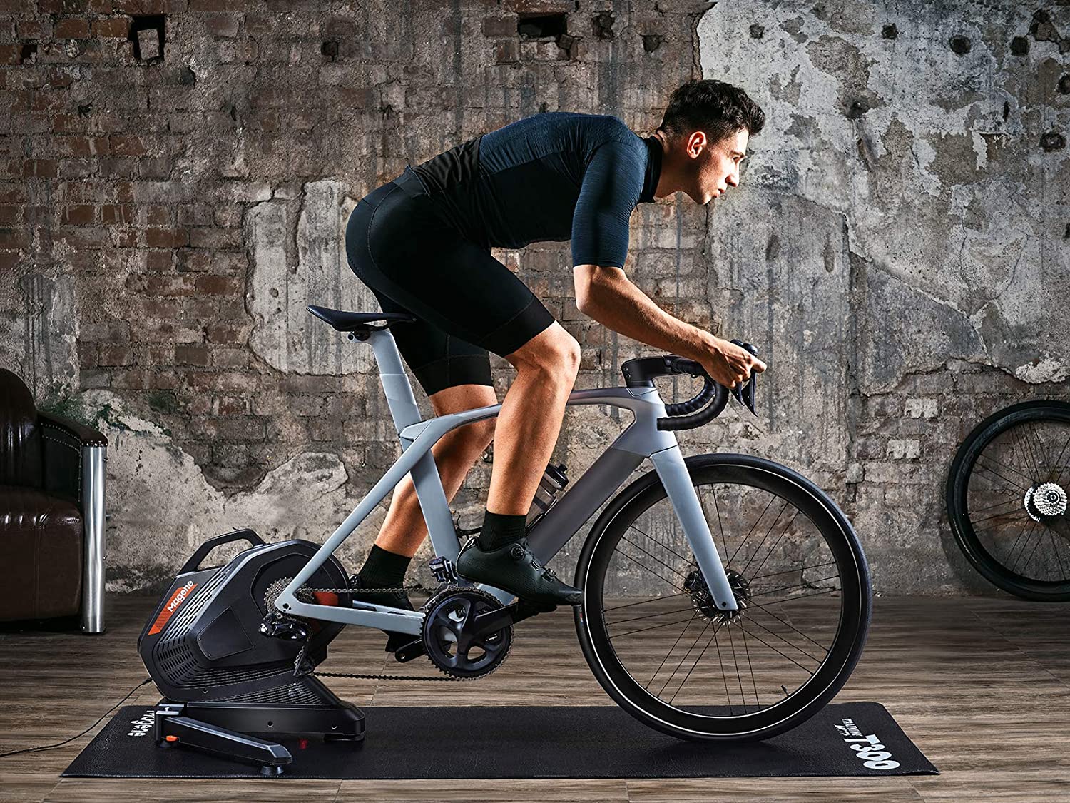 Thảm đạp xe trong nhà Magene Smart Trainer Floor Mat 6mm PVC 2 tham magene indoor cycling mat 6mm 005 Thảm đạp xe trong nhà Magene Smart Trainer Floor Mat 6mm PVC - YCB.vn