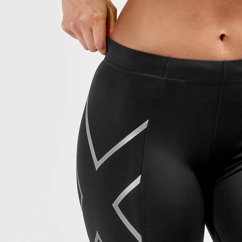 quan-bo-co-2xu-women-compression-shorts-WA4176b-008