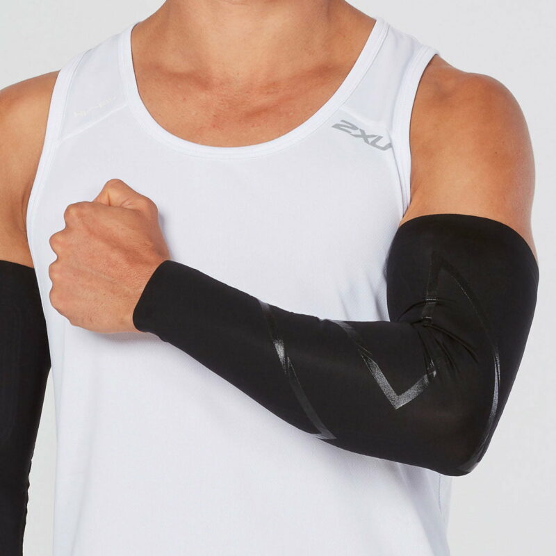 bo_ong_tay_2xu_elite_mcs_compression_arm_guards_UA3513a_3