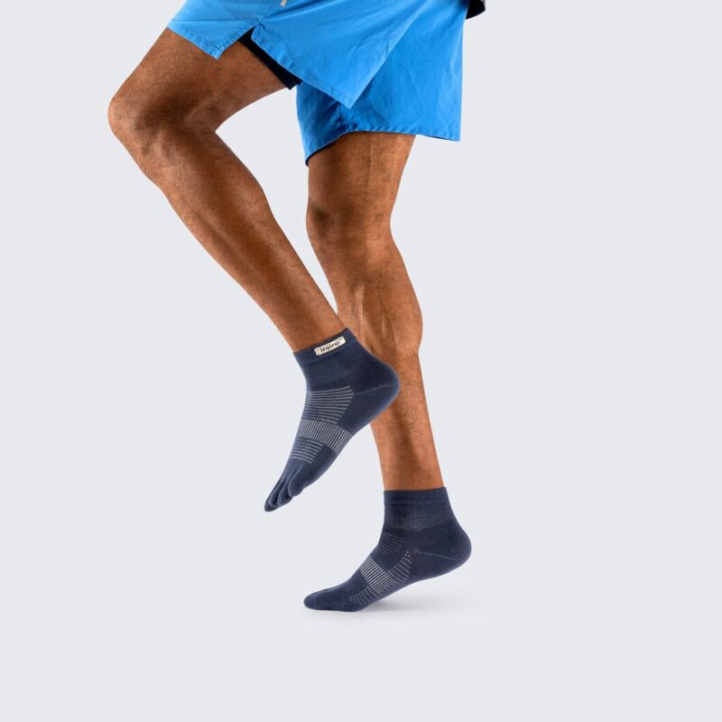 injinji-run-lightweight-mini-crew-NVY (7)