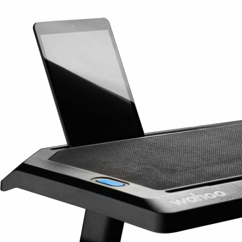 Ban_dap_xe_wahoo_kickr_desk-4