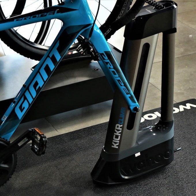 thiet_bi_tao_do_doc_wahoo_kickr_climb_indoor_grade_simulator-(14)