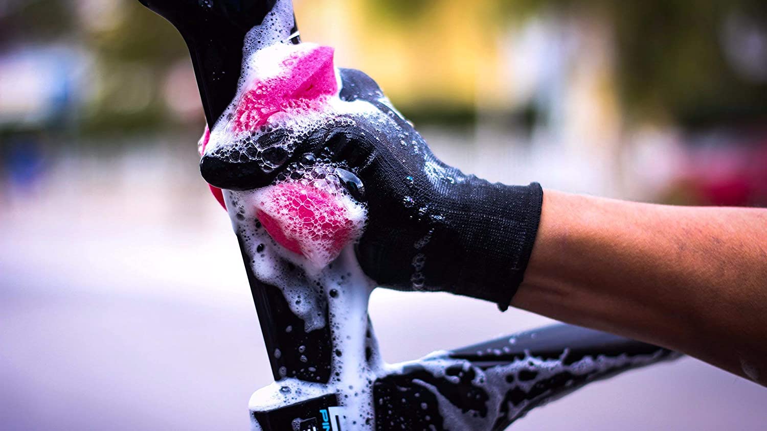 bot bien rua xe muc off soft expanding sponge 1 Bọt biển rửa xe muc-off Expanding Microcell Sponge - YCB.vn