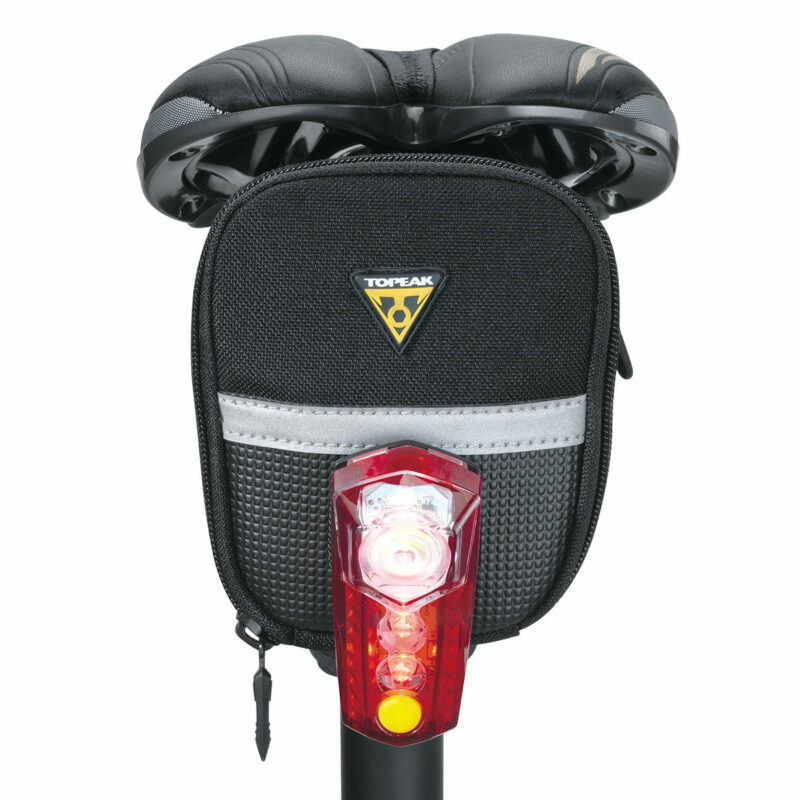den_hau_anh_sang_do_topeak_redlite_mega_tms047 (2)