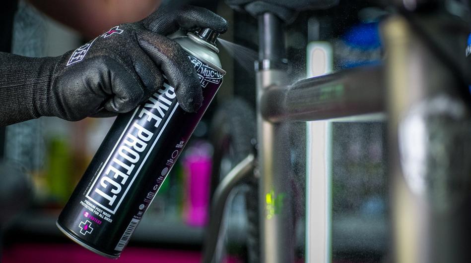 muc off bike protect 500ml 005 Bình Xịt Bảo Vệ Xe Đạp Muc-Off Bike Protect 500ml - YCB.vn