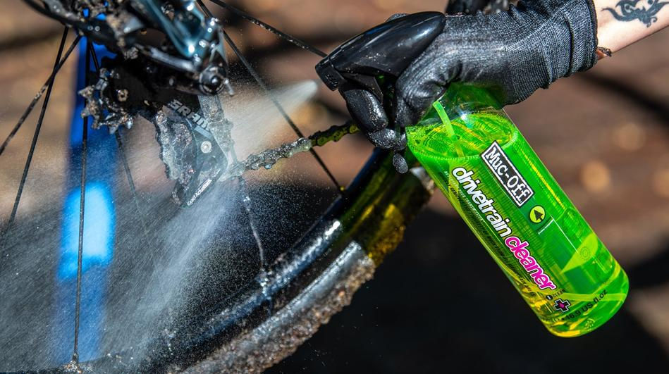 Dung Dịch Vệ Sinh Bộ Truyền Động Muc-Off Bio Drivetrain Cleaner 500ml 3 muc off bio drivetrain cleaner 500ml 004 Dung Dịch Vệ Sinh Bộ Truyền Động Muc-Off Bio Drivetrain Cleaner 500ml - YCB.vn