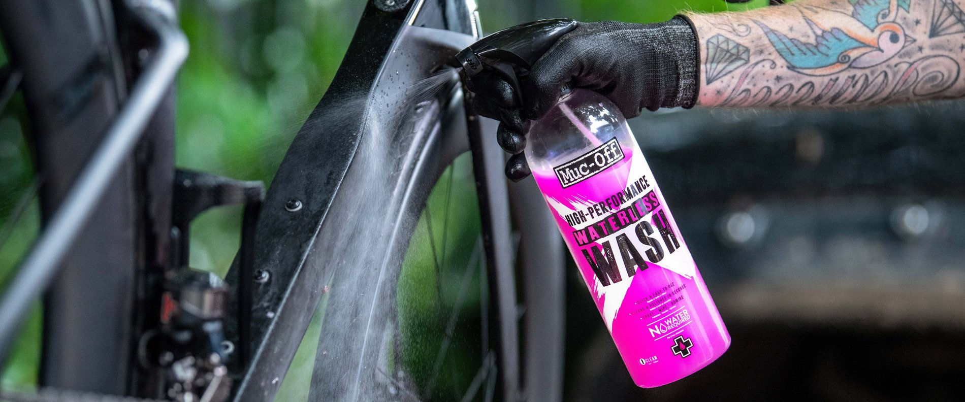 muc off waterless wash 750ml 004 Chất Tẩy Rửa Không Cần Nước Muc-Off Waterless Wash 750ml - YCB.vn