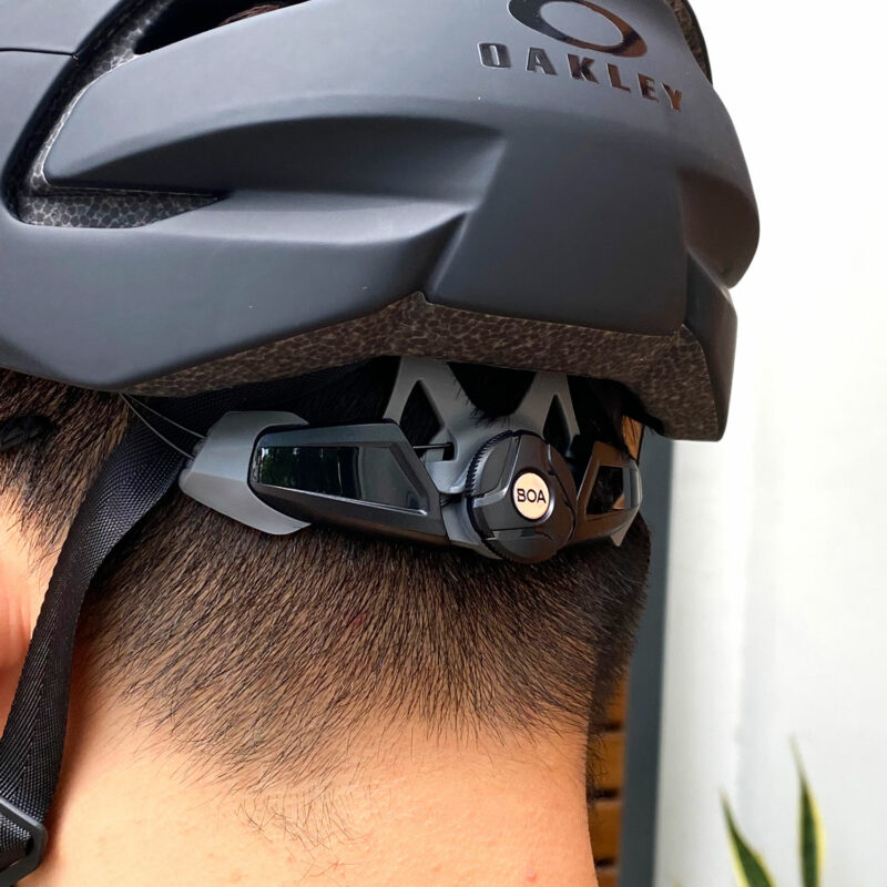 non_bao_hiem_xe_dap_oakley_aro3_lite_helmet_blackout_8