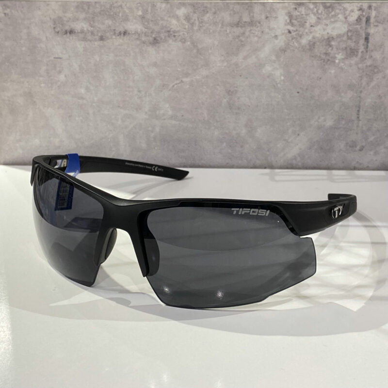 kinh-mat-tifosi-centus-mattle-black