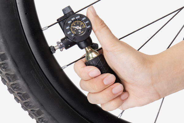 bom co2 co do ap suat airbooster g2 6 Đầu Bơm CO2 Topeak Airbooster G2 (Có Đồng Hồ Áp Suất) - YCB.vn