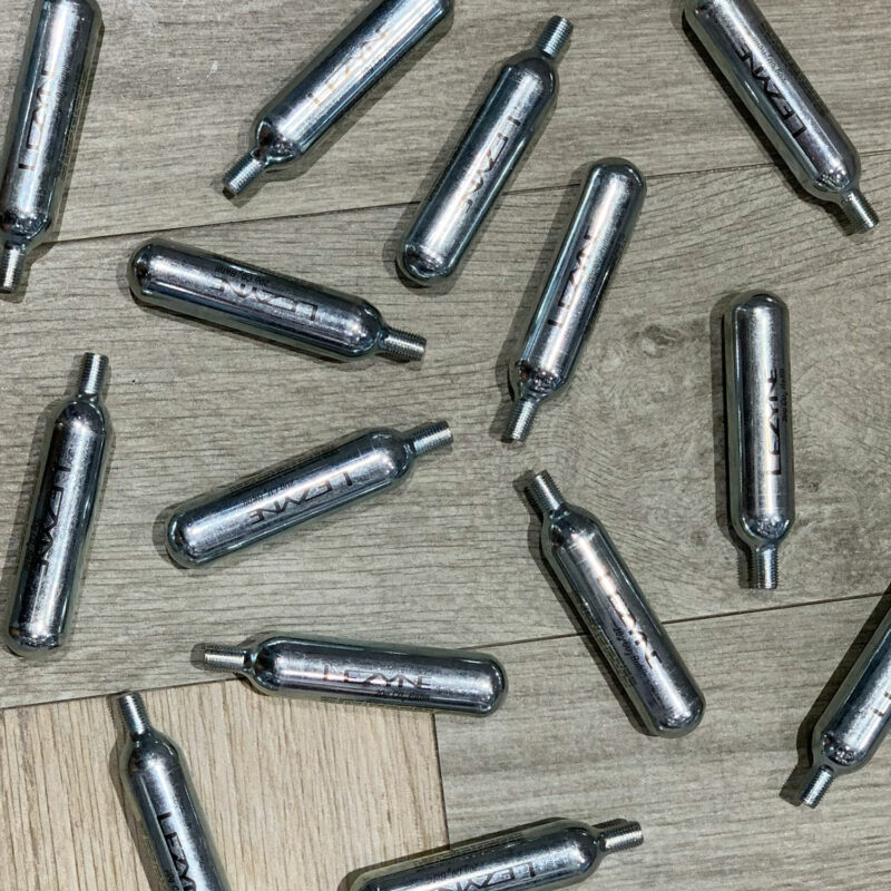 lezyne-co2-cartridge-20g-1