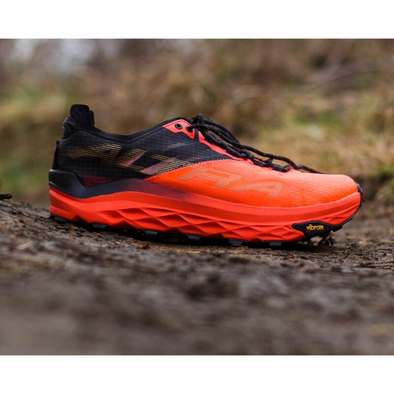 giay_chay_trail_altra_mont_blanc_coralblack5