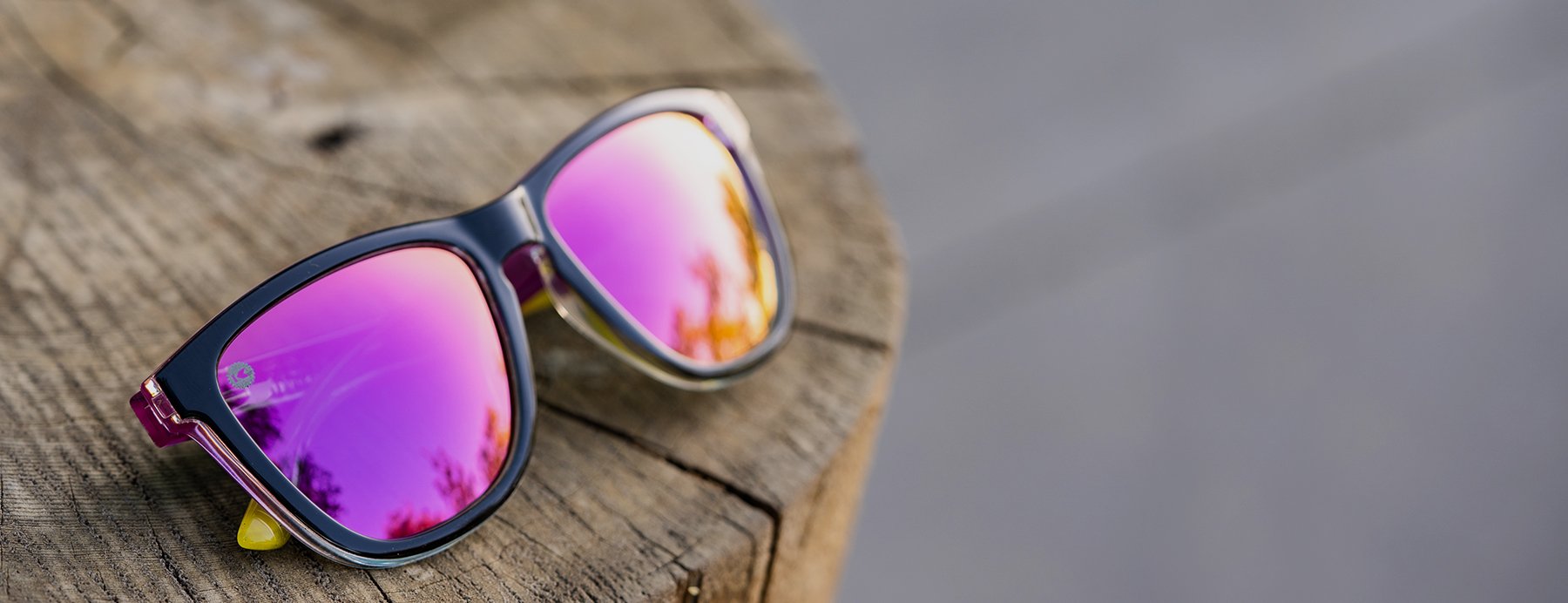 Kính mát thể thao Knockaround Premiums | Midnight Snack 3 knockaround midnight snack premiums8 Kính mát thể thao Knockaround Premiums | Midnight Snack - YCB.vn