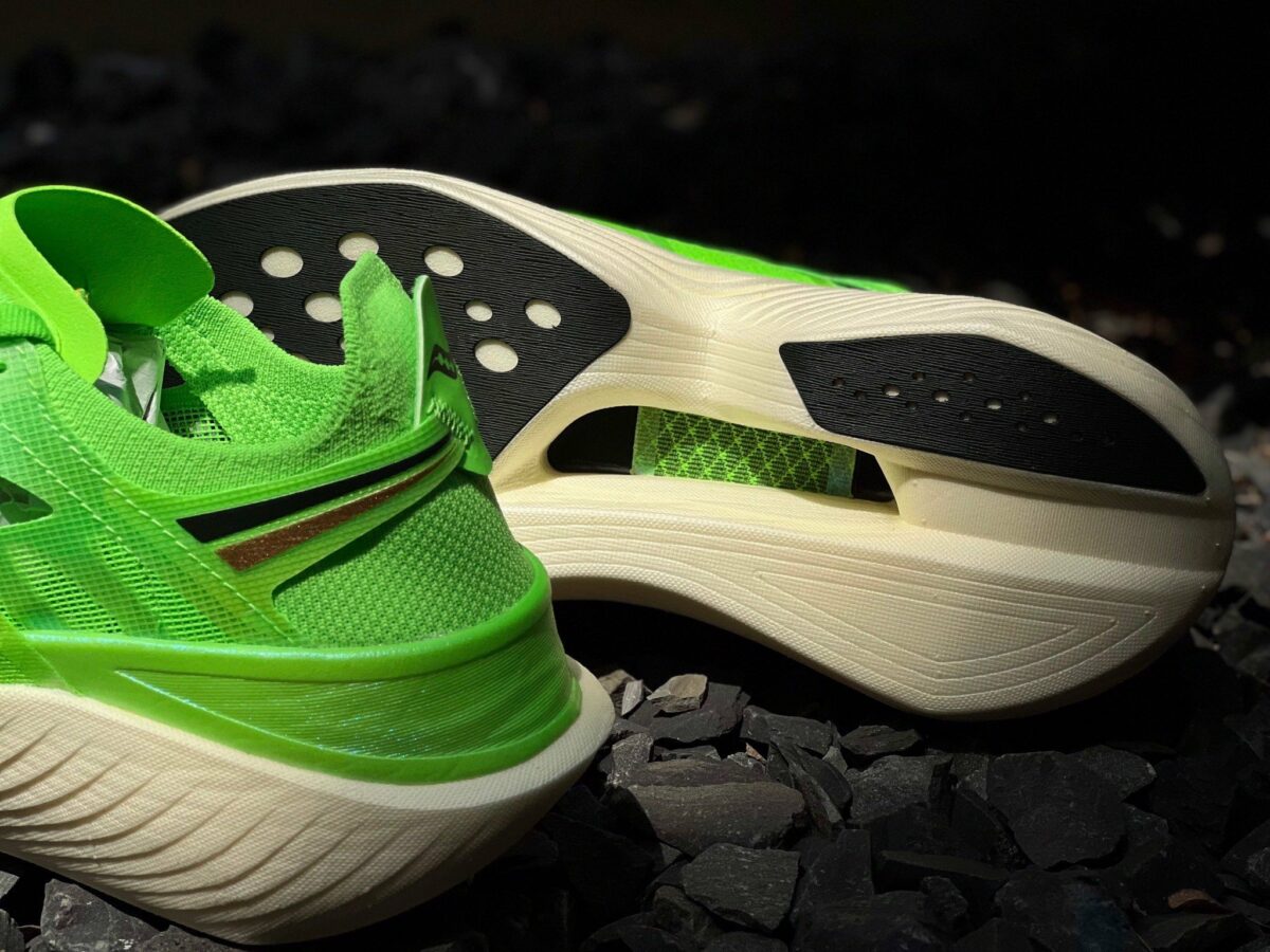 Giày chạy nam Saucony Endorphin Elite - Slime 4 giay chay bo saucony elite 4 1 Giày chạy nam Saucony Endorphin Elite - Slime - YCB.vn
