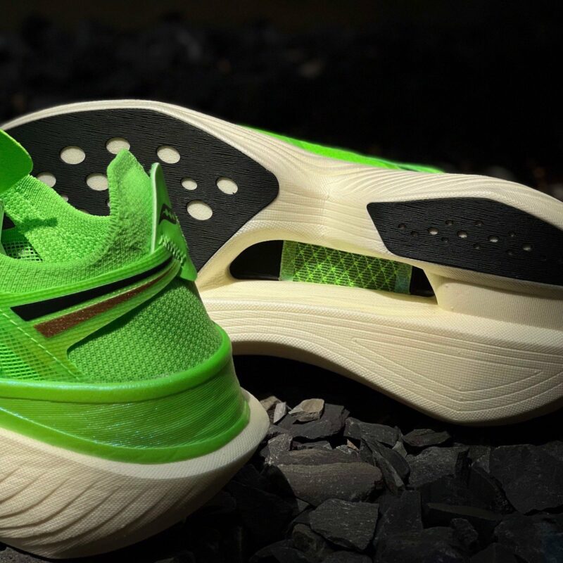 giay_chay_bo_saucony_elite (4)