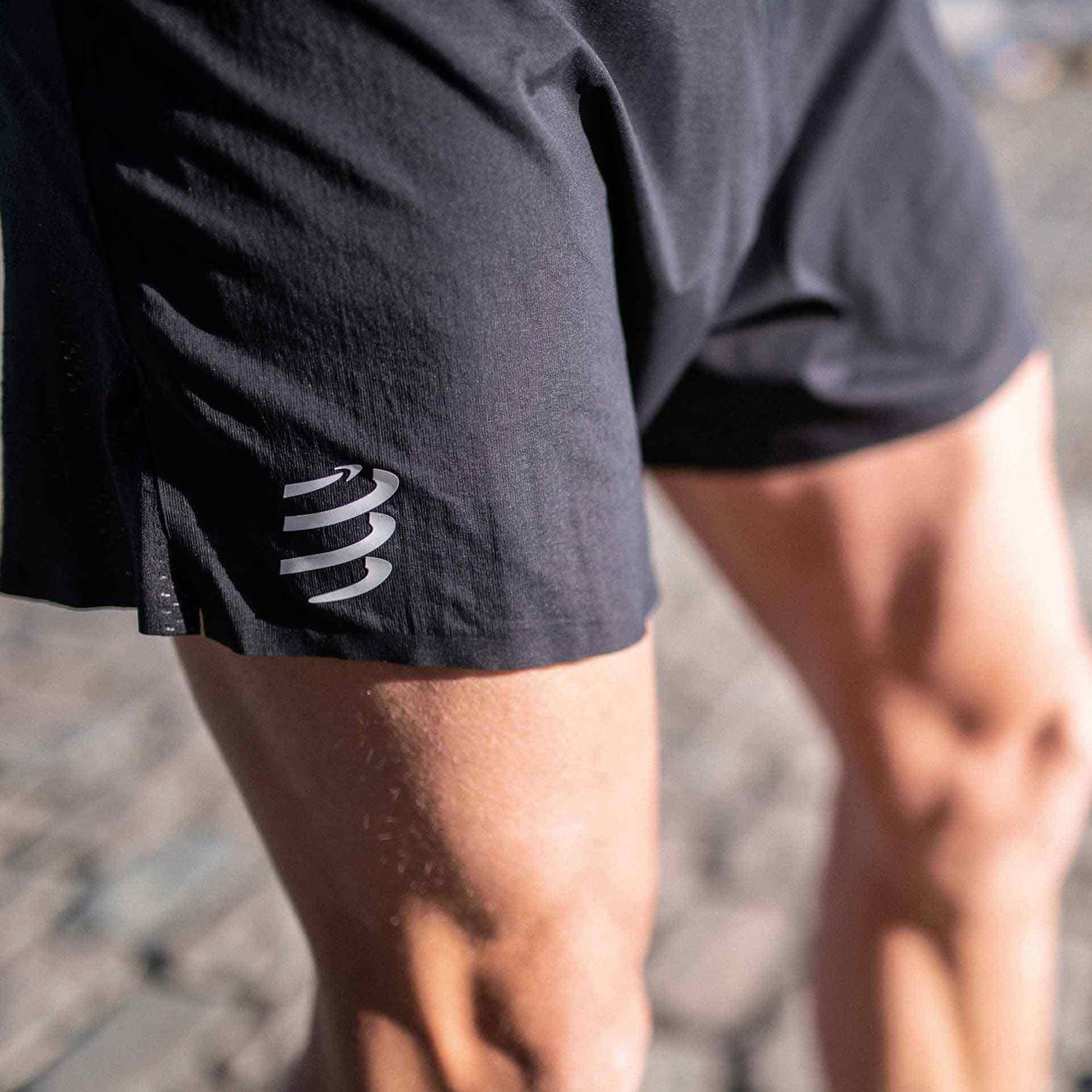 racing split short compressport 4 Quần đùi chạy bộ nam Compressport Racing Split Shorts - YCB.vn