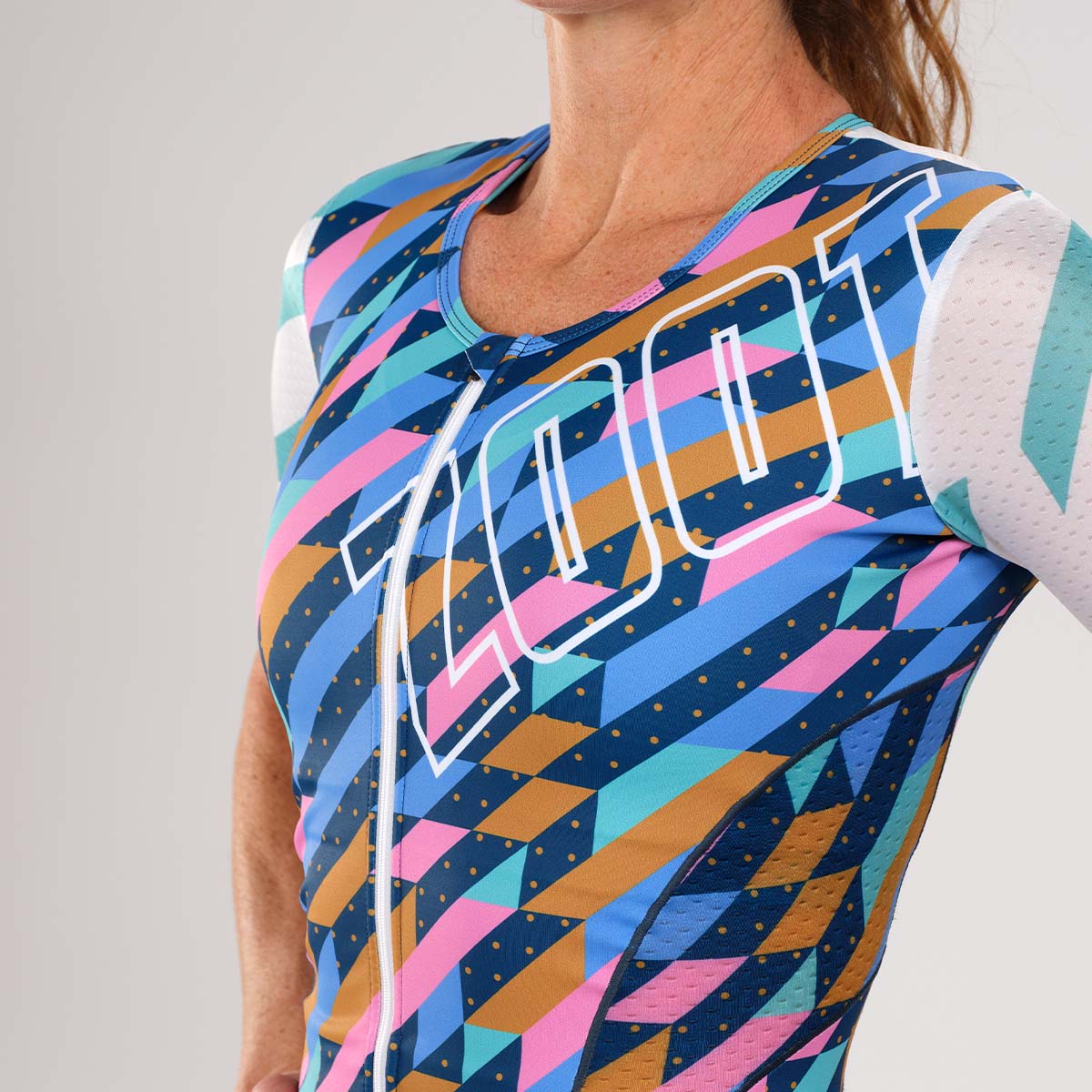 Bộ quần áo trisuit nữ ZOOT Womens LTD Triathlon Aero Full Zip Racesuit - Unbreakable 1 bo quan ao trisuit nu zoot sports tri racesuits women s ltd tri aero fz racesuit unbreakable 9 Bộ quần áo trisuit nữ ZOOT Womens LTD Triathlon Aero Full Zip Racesuit - Unbreakable - YCB.vn