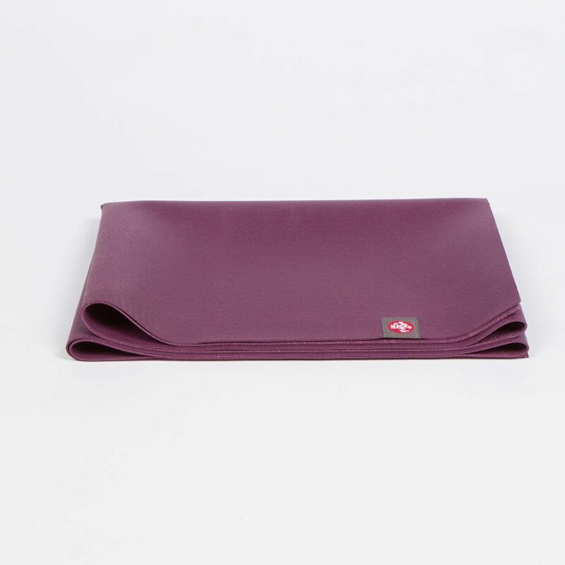tham-Manduka-Eko-Superlite-Yoga-Mat-Acai (2)