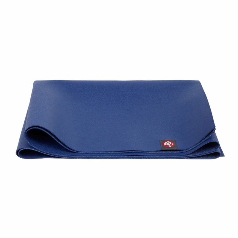 tham-Manduka -eKO-Superlite-Travel-Yoga-Mat-1.5mm-LAPIS (1)
