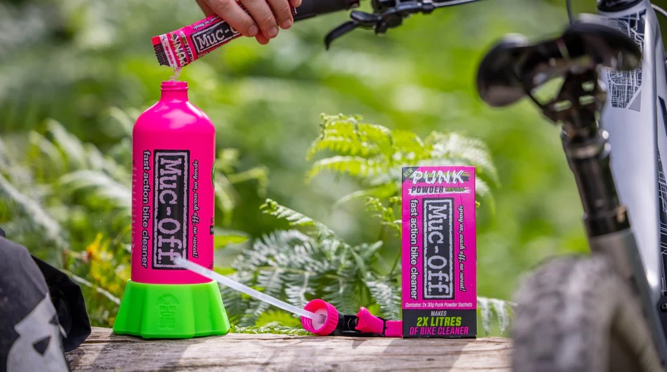 bo dung cu bot ve sinh xe dap bottle for life bundle 4 packs 9 Bộ dung cụ bột vệ sinh xe đạp Muc-Off Bottle For Life Bundle - 4 Packs - YCB.vn