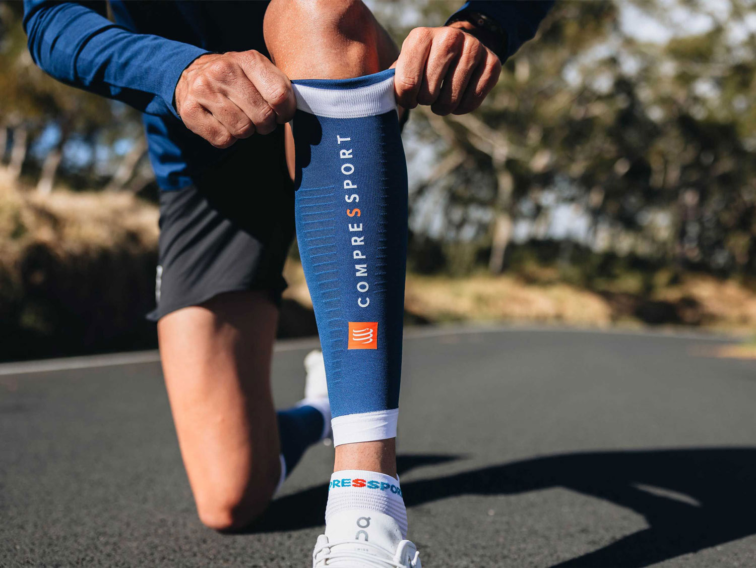 bo ong chan compressport calf sleeves r2 3 24 Bó bắp chân Compressport Calf Compression Sleeves R2 3.0 - YCB.vn