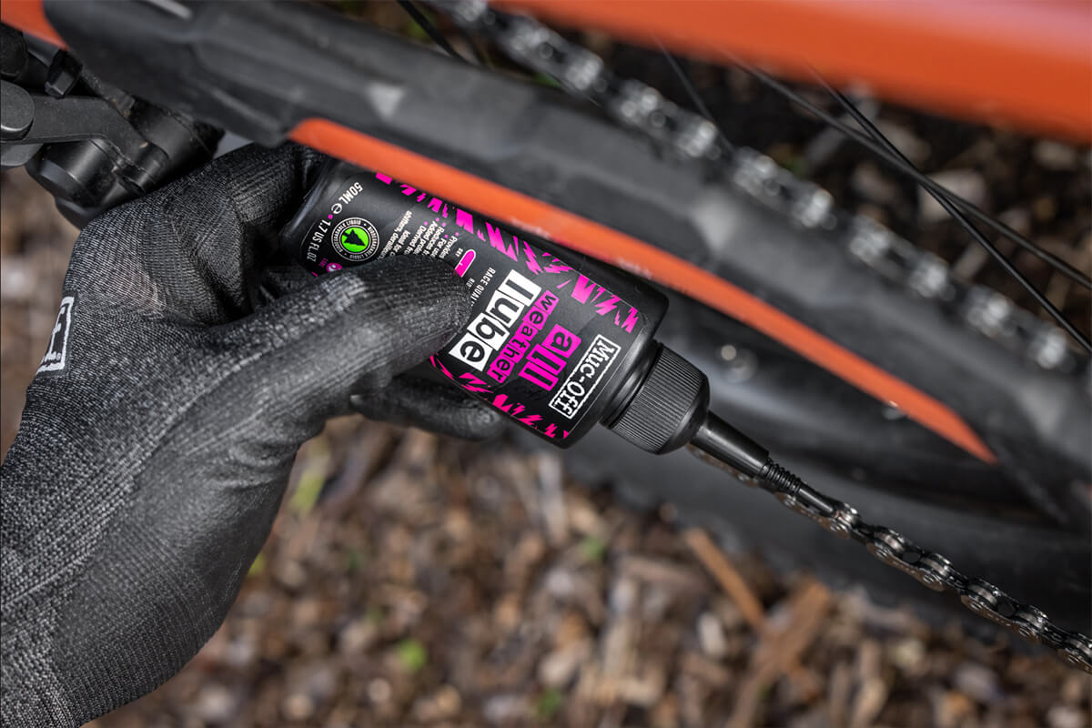 Nhớt bôi trơn sên xe đạp Muc-Off All Weather Lube 120ml (Dùng trong mọi thời tiết) 4 nhot xe dap muc off all weather lube 3 Nhớt bôi trơn sên xe đạp Muc-Off All Weather Lube 120ml (Dùng trong mọi thời tiết) - YCB.vn
