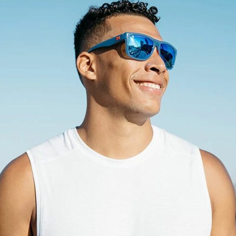 kinh-chay-bo-Knockaround-Victory-Lap-Torrey-Pines-Sport (5)