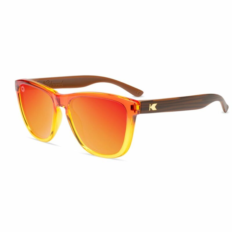 kinh-mat-chay-bo-Knockaround-Premiums-Firewood-Frames-Polarized-Red-Sunset-Lenses (1)