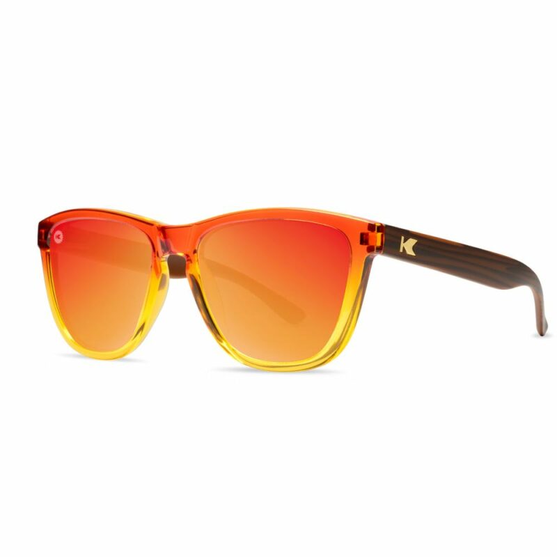 kinh-mat-chay-bo-Knockaround-Premiums-Firewood-Frames-Polarized-Red-Sunset-Lenses (3)
