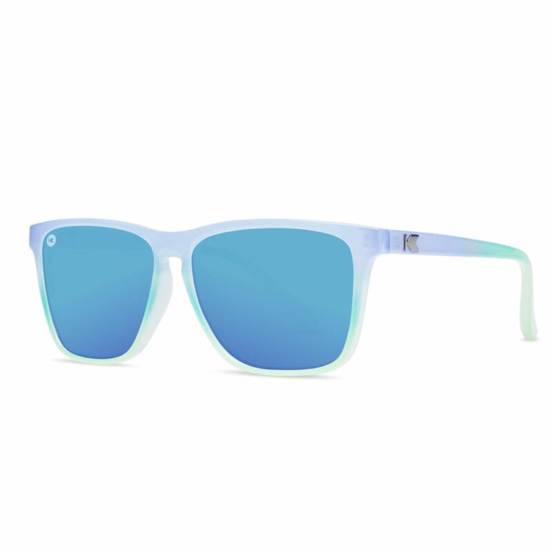 kinh-mat-the-thao-knockaround-fast-lanes-aqua-lectric (18)