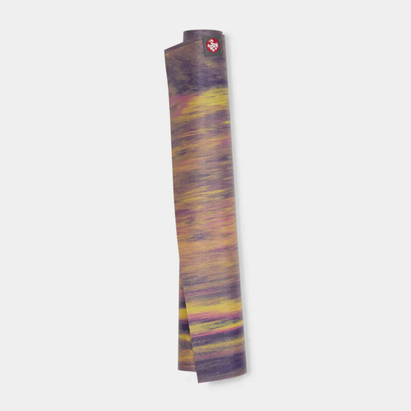 tham-Manduka-Eko-Superlite-Yoga-Mat-Majesty-Marbled-(4)