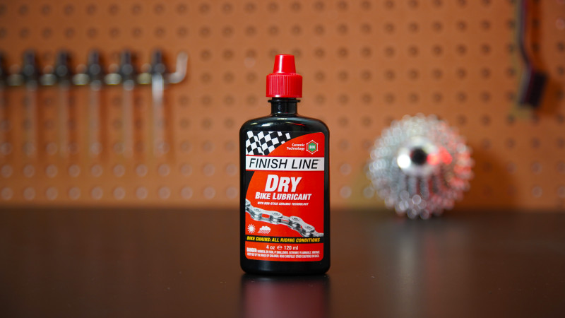 dau boi tron sen xe dap finish line dry lube ceramic tech9 Dầu bôi trơn sên xe đạp Finish Line Ceramic Technology Dry Lube (120ml) - YCB.vn