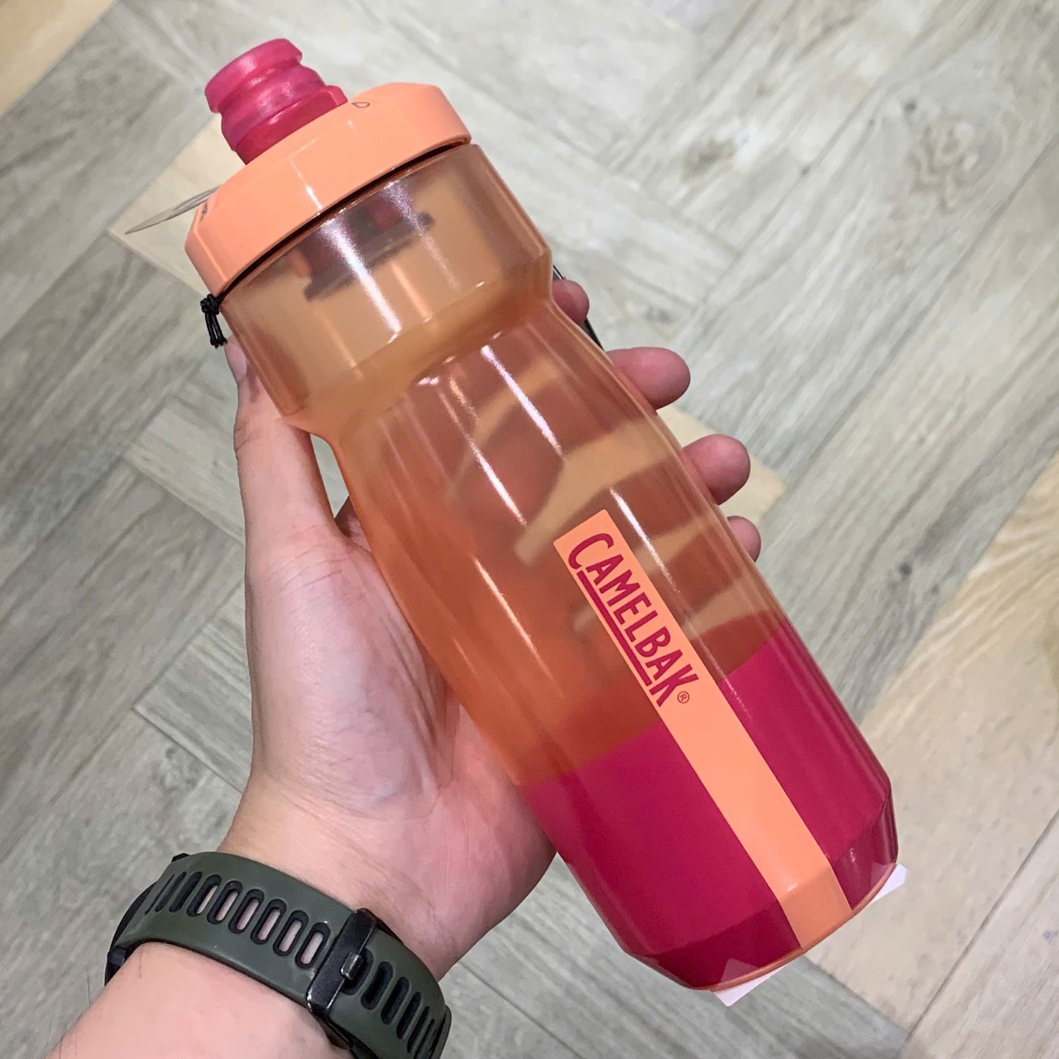binh nuoc camelbak podium mercury 24oz 710ml 21 Bình nước Camelbak Podium Mercury 24oz - 710ml - YCB.vn