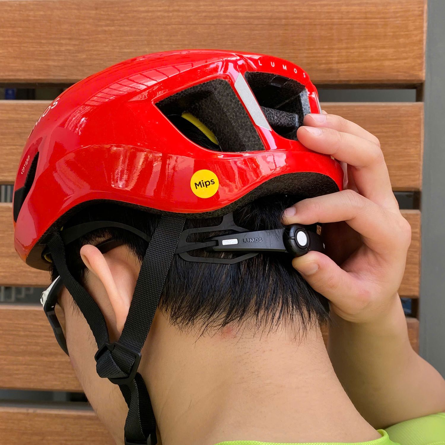 Nón bảo hiểm xe đạp Lumos Ultra Aero Mips 2 non bao hiem xe dap lumos ultra aero 91 Nón bảo hiểm xe đạp Lumos Ultra Aero Mips - YCB.vn